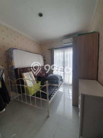 Rumah Luas Asri 3 KT Siap Pakai di Sektor 9-Bintaro Tangerang Selatan Rumah Luas Asri 3 KT Siap Pakai di Sektor 9-Bintaro Tangerang Selatan