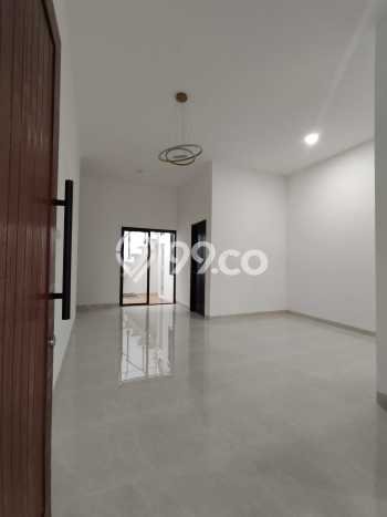 Rumah Modern Minimalis 3 Kamar Bisa Langsung Pindah di Ciputat Rumah Modern Minimalis 3 Kamar Bisa Langsung Pindah di Ciputat