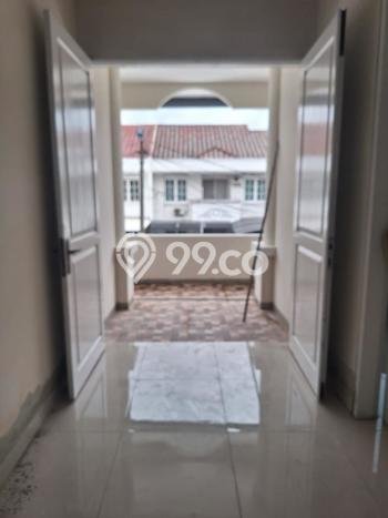 Rumah Elit Modern Tanpa Renovasi di Daan Mogot Jakarta Barat Rumah Elit Modern Tanpa Renovasi di Daan Mogot Jakarta Barat