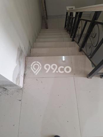 Rumah Elit Modern Tanpa Renovasi di Daan Mogot Jakarta Barat Rumah Elit Modern Tanpa Renovasi di Daan Mogot Jakarta Barat