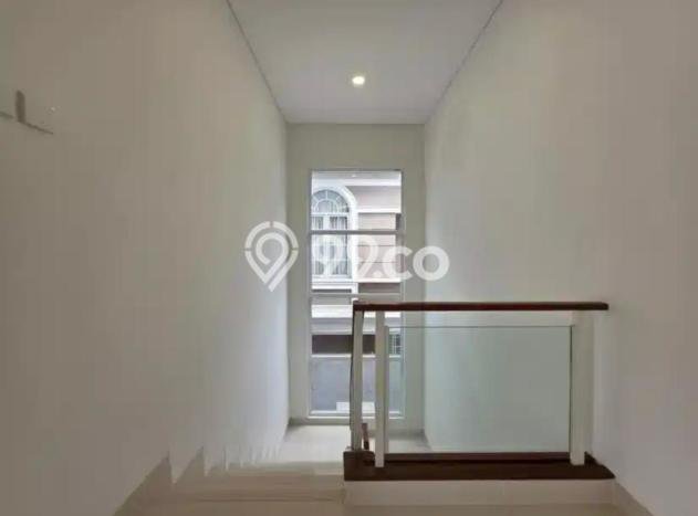 Rumah Elit Modern Siap Huni di Gading Serpong Tangerang Rumah Elit Modern Siap Huni di Gading Serpong Tangerang