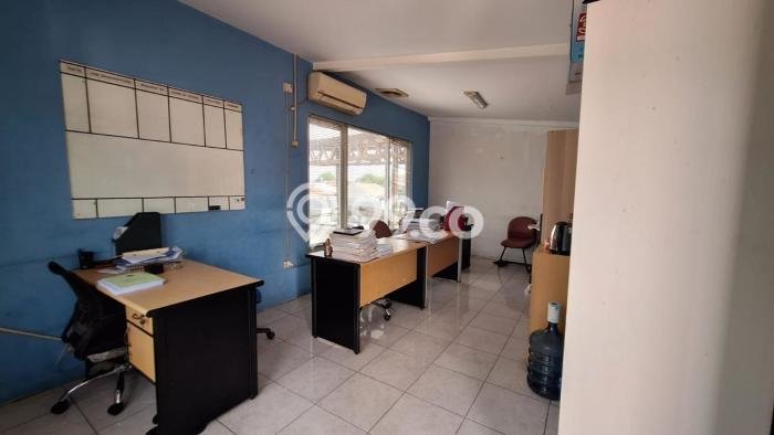 Lokasi Strategis! Dijual Kantor Bisnis di Pulo Gadung, Jakarta Timur Kondisi Bagus Lokasi Strategis! Dijual Kantor Bisnis di Pulo Gadung, Jakarta Timur Kondisi Bagus