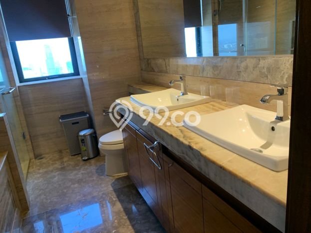Sewa Apartemen Favorit di Senopati, 3 KT, 2 KM, 179m2 Sewa Apartemen Favorit di Senopati, 3 KT, 2 KM, 179m2
