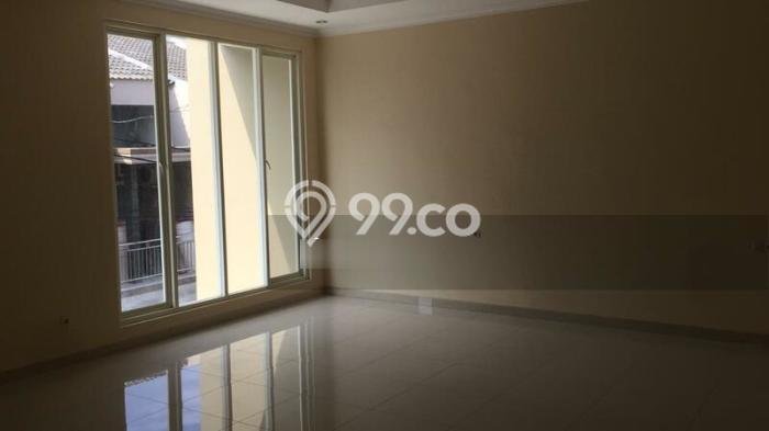 Rumah Eksklusif Dijual LT 180m2 di Mulyorejo, Surabaya Rumah Eksklusif Dijual LT 180m2 di Mulyorejo, Surabaya
