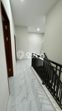 Rumah Eksklusif Dijual LT 120m2 di Rungkut, Surabaya Rumah Eksklusif Dijual LT 120m2 di Rungkut, Surabaya