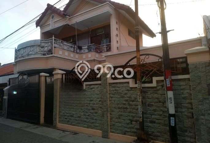 Jual Rumah Bagus Siap Huni LB 150m2 di Tambaksari, Surabaya Jual Rumah Bagus Siap Huni LB 150m2 di Tambaksari, Surabaya