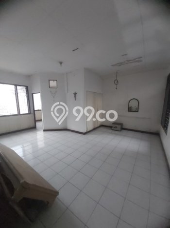 Siap Huni Hunian Elit 8 Kamar di Sukolilo Dekat ke Mana Saja Siap Huni Hunian Elit 8 Kamar di Sukolilo Dekat ke Mana Saja