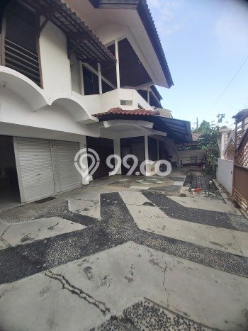 Siap Huni Hunian Elit 8 Kamar di Sukolilo Dekat ke Mana Saja Siap Huni Hunian Elit 8 Kamar di Sukolilo Dekat ke Mana Saja