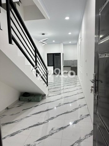 Rumah Luas Asri 4 KT Siap Pakai di Grogol Jakarta Barat Rumah Luas Asri 4 KT Siap Pakai di Grogol Jakarta Barat