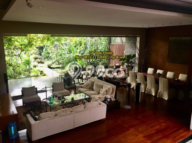 Hunian Mewah Dijual LT 710m2 di Menteng, Jakarta Pusat Hunian Mewah Dijual LT 710m2 di Menteng, Jakarta Pusat