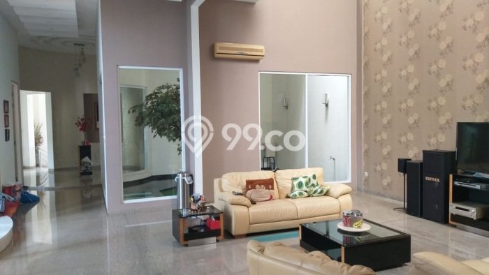 Siap Huni Hunian Elit 6 Kamar di Kelapa Gading Dekat ke Mana Pun Siap Huni Hunian Elit 6 Kamar di Kelapa Gading Dekat ke Mana Pun