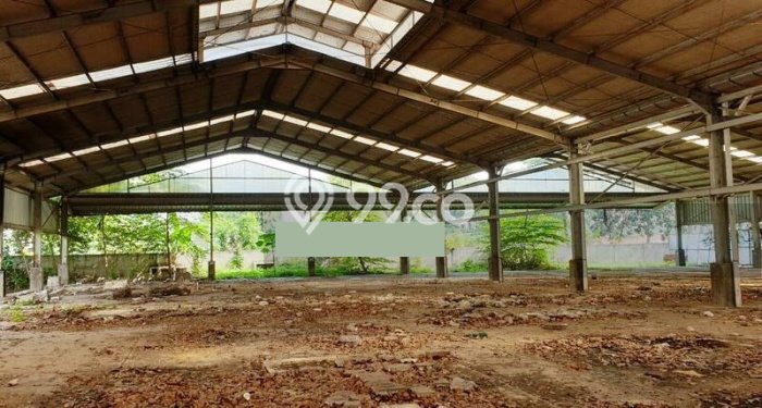 Untuk Dijual Gudang di Tangerang Tangerang LT 3000m2 / LB 250m2 Untuk Dijual Gudang di Tangerang Tangerang LT 3000m2 / LB 250m2