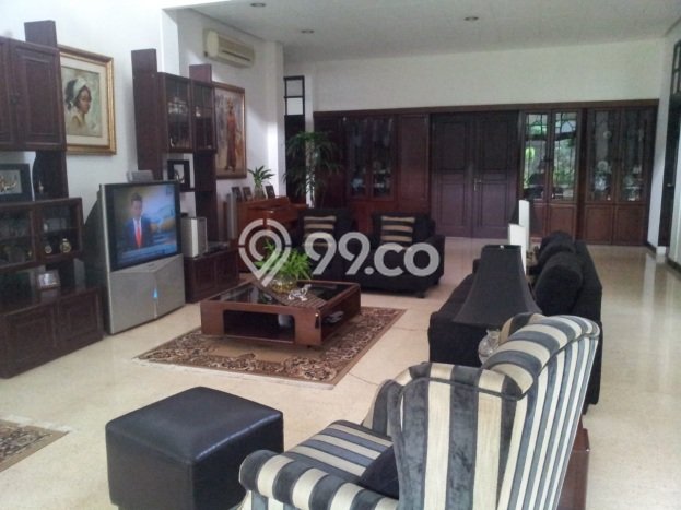 Ready to Use! Premium House LT 1019m2 Desain Modern di Kemang Ready to Use! Premium House LT 1019m2 Desain Modern di Kemang