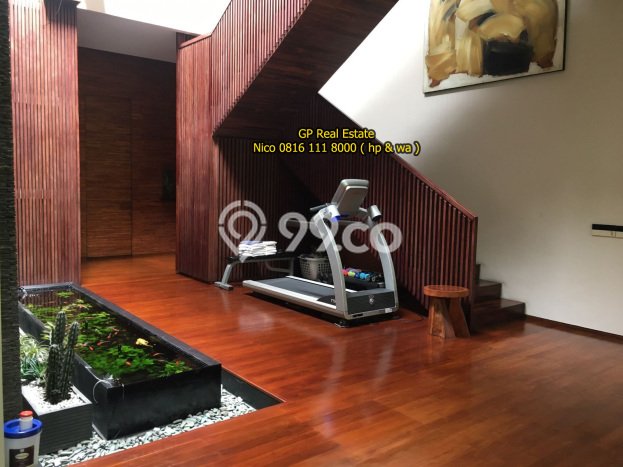 Hunian Mewah Dijual LT 710m2 di Menteng, Jakarta Pusat Hunian Mewah Dijual LT 710m2 di Menteng, Jakarta Pusat