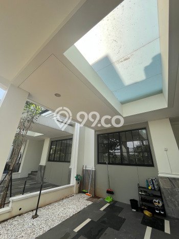 Ready to Use! Luxury House LT 108m2 Desain Modern di Alam Sutera Ready to Use! Luxury House LT 108m2 Desain Modern di Alam Sutera