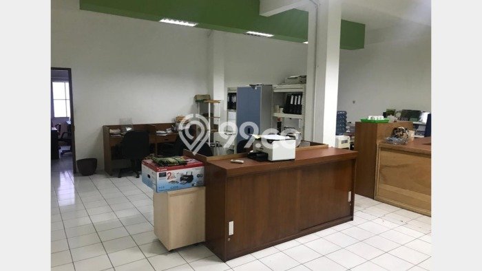 Disewakan Ruko di Kawasan Ramai Roxy Luas 135m2 Disewakan Ruko di Kawasan Ramai Roxy Luas 135m2