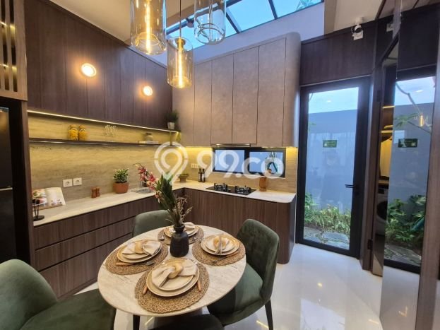 Jual Rumah Luas Elegan Dengan View Eksklusif di Citra Garden, Jakarta Barat Jual Rumah Luas Elegan Dengan View Eksklusif di Citra Garden, Jakarta Barat