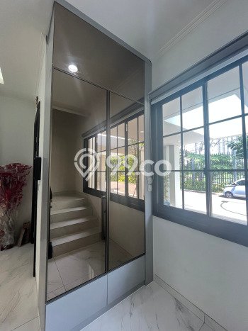 Ready to Use! Luxury House LT 108m2 Desain Modern di Alam Sutera Ready to Use! Luxury House LT 108m2 Desain Modern di Alam Sutera