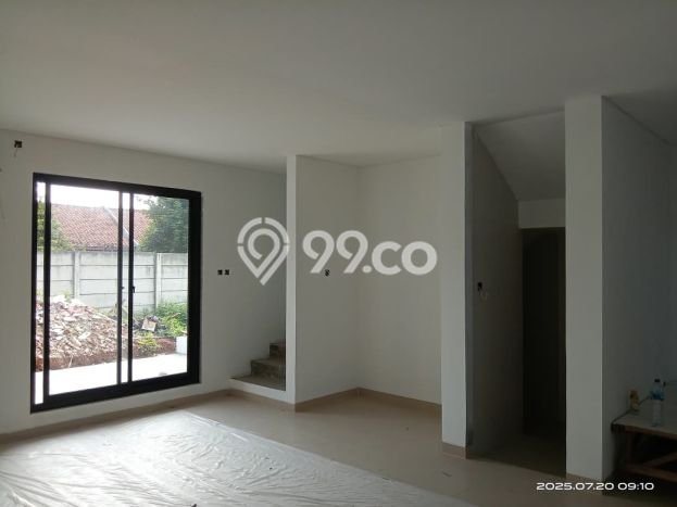 Rumah Luas Asri 3 KT Siap Huni di Joglo Jakarta Barat Rumah Luas Asri 3 KT Siap Huni di Joglo Jakarta Barat