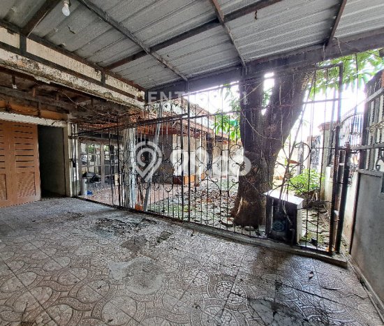 Rumah Mewah LB 200m2 Siap Pakai Desain Elegan di Tidung, Makassar Rumah Mewah LB 200m2 Siap Pakai Desain Elegan di Tidung, Makassar