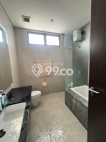 Rumah Elit LB 225m2 Siap Huni Desain Elegan di Panambungan, Makassar Rumah Elit LB 225m2 Siap Huni Desain Elegan di Panambungan, Makassar