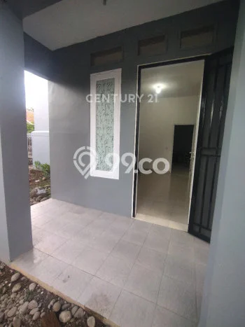 Disewakan! Rumah 3 Kamar Tidur &
2 Kamar Mandi di Tanjung Bunga, Makassar Disewakan! Rumah 3 Kamar Tidur &
2 Kamar Mandi di Tanjung Bunga, Makassar