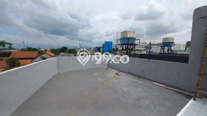Unit Ruko Dijual di Dayeuhkolot Bandung Luas Tanah 84m2, Luas Bangunan 325m2 Unit Ruko Dijual di Dayeuhkolot Bandung Luas Tanah 84m2, Luas Bangunan 325m2