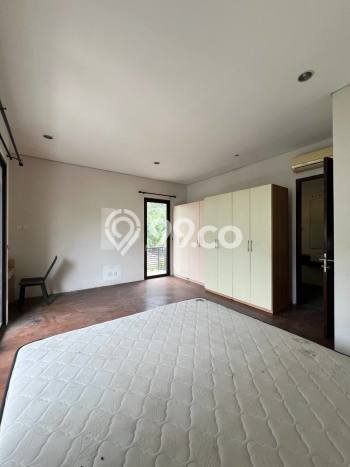 Jual Rumah Mewah Elegan Dengan View Cantik di Veteran, Jakarta Selatan Jual Rumah Mewah Elegan Dengan View Cantik di Veteran, Jakarta Selatan