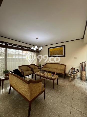 Rumah Mewah LB 450m2 Siap Huni Desain Elegan di Setiabudi, Jakarta Selatan Rumah Mewah LB 450m2 Siap Huni Desain Elegan di Setiabudi, Jakarta Selatan