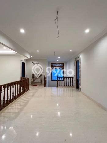 Rumah Elit Modern Siap Huni di Lebak Bulus Jakarta Selatan Rumah Elit Modern Siap Huni di Lebak Bulus Jakarta Selatan