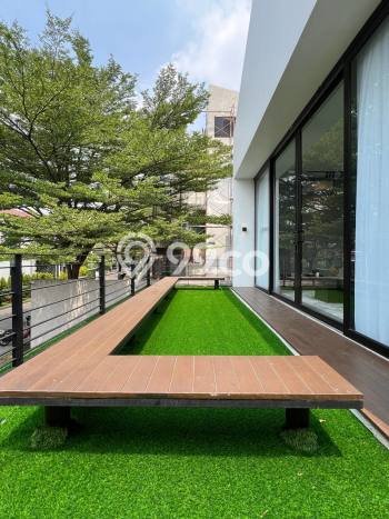Ready to Use! Luxury House LT 341m2 Desain Elegan di Ampera Ready to Use! Luxury House LT 341m2 Desain Elegan di Ampera