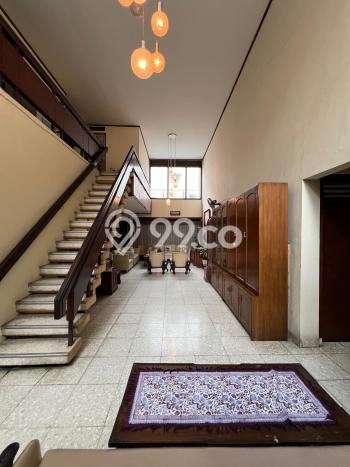 Rumah Mewah LB 450m2 Siap Huni Desain Elegan di Setiabudi, Jakarta Selatan Rumah Mewah LB 450m2 Siap Huni Desain Elegan di Setiabudi, Jakarta Selatan