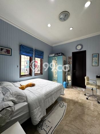 For Sale! Premium House LT 450m2 Desain Elegan di Jati Padang For Sale! Premium House LT 450m2 Desain Elegan di Jati Padang