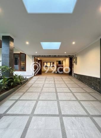 Rumah Elit Modern Siap Huni di Lebak Bulus Jakarta Selatan Rumah Elit Modern Siap Huni di Lebak Bulus Jakarta Selatan