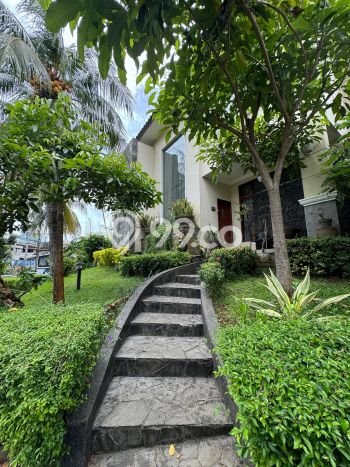 For Sale! Premium House LT 450m2 Desain Elegan di Jati Padang For Sale! Premium House LT 450m2 Desain Elegan di Jati Padang