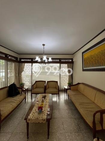 Rumah Mewah LB 450m2 Siap Huni Desain Elegan di Setiabudi, Jakarta Selatan Rumah Mewah LB 450m2 Siap Huni Desain Elegan di Setiabudi, Jakarta Selatan