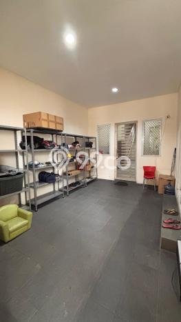 Jual Rumah Luas Elegan Dengan View Cantik di Petojo, Jakarta Pusat Jual Rumah Luas Elegan Dengan View Cantik di Petojo, Jakarta Pusat