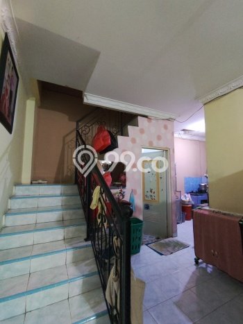 Rumah Luas Asri 3 KT Siap Pakai di Taman Palem Jakarta Barat Rumah Luas Asri 3 KT Siap Pakai di Taman Palem Jakarta Barat