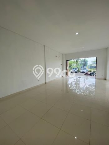 AREA BISNIS! Ruko di , Luas 234m2m², Jalan Utama, Strategis AREA BISNIS! Ruko di , Luas 234m2m², Jalan Utama, Strategis