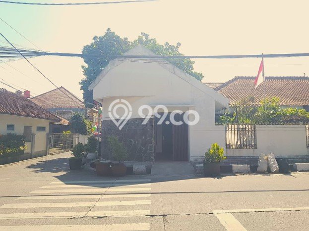 AREA KOMERSIAL! Ruko For Rent Kawasan Buah Batu, Luas 20m², Jalan Strategis AREA KOMERSIAL! Ruko For Rent Kawasan Buah Batu, Luas 20m², Jalan Strategis