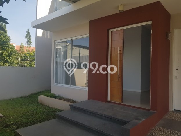 Rumah Strategis dengan Luas Tanah 248m² dan Luas Bangunan 299m² di Area Antapani, Bandung Rumah Strategis dengan Luas Tanah 248m² dan Luas Bangunan 299m² di Area Antapani, Bandung