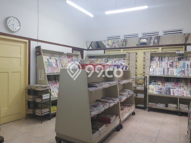 Rumah Mewah LB 240m2 Siap Pakai Desain Elegan di Bandung Kota, Bandung Rumah Mewah LB 240m2 Siap Pakai Desain Elegan di Bandung Kota, Bandung