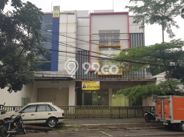 Ruko Disewa di Bandung dengan LB 1100m2 Area Komersial Ramai Ruko Disewa di Bandung dengan LB 1100m2 Area Komersial Ramai