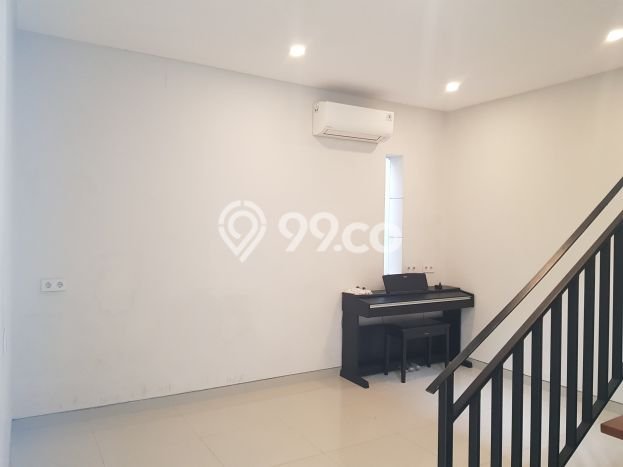 Dijual Cepat Rumah Favorit Siap Huni LB 235m2 di Antapani, Bandung Dijual Cepat Rumah Favorit Siap Huni LB 235m2 di Antapani, Bandung