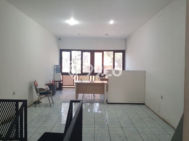Disewakan Ruko Premium Kawasan Margacinta, Luas 160m², Pusat Bisnis Disewakan Ruko Premium Kawasan Margacinta, Luas 160m², Pusat Bisnis