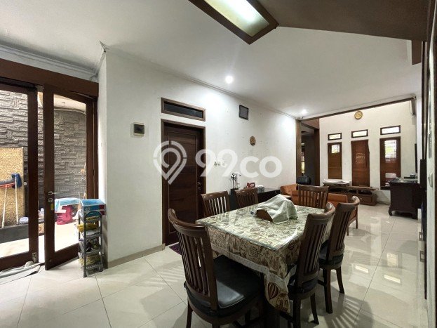 Rumah Modern Minimalis 5 KT Bisa Langsung Pindah di Antapani Rumah Modern Minimalis 5 KT Bisa Langsung Pindah di Antapani