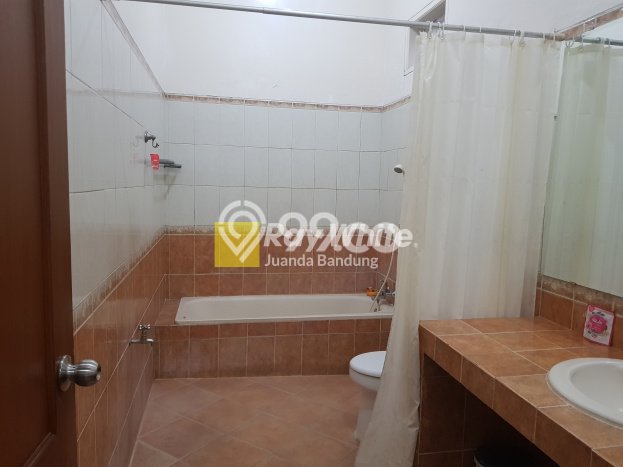 Hunian Eksklusif Siap Huni LT 340m2 di Antapani, Bandung Hunian Eksklusif Siap Huni LT 340m2 di Antapani, Bandung