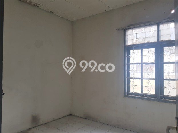 PRIME LOCATION! Rumah di Taman Kopo Indah, 1 KM, Lingkungan Strategis, LT 170m² Bangunan 49m² PRIME LOCATION! Rumah di Taman Kopo Indah, 1 KM, Lingkungan Strategis, LT 170m² Bangunan 49m²