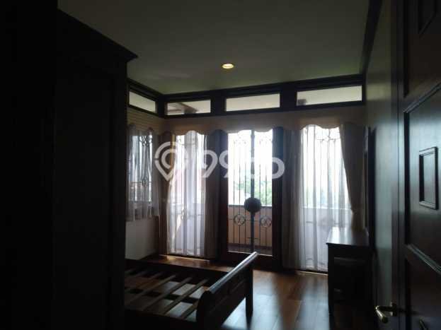 Hunian Mewah LB 750m2 Siap Pakai Desain Elegan di Setiabudi, Bandung Hunian Mewah LB 750m2 Siap Pakai Desain Elegan di Setiabudi, Bandung