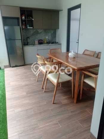 Rumah Mewah LB 137m2 Siap Pakai Desain Elegan di Summarecon Bandung, Bandung Rumah Mewah LB 137m2 Siap Pakai Desain Elegan di Summarecon Bandung, Bandung